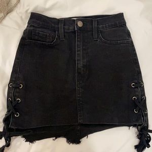 Black distressed mini skirt